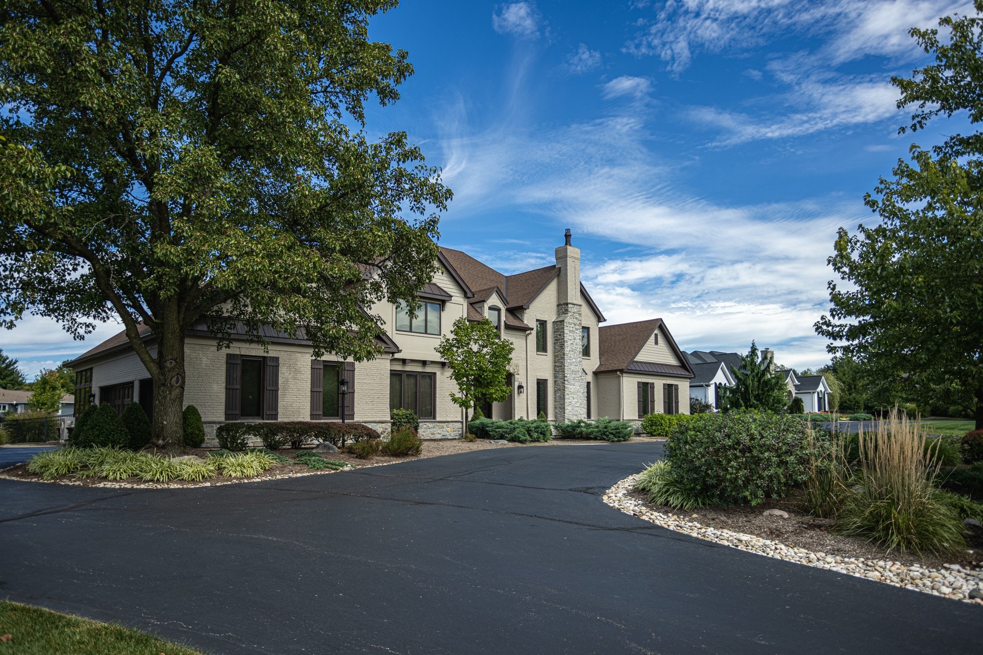 Amberley Village Facade 