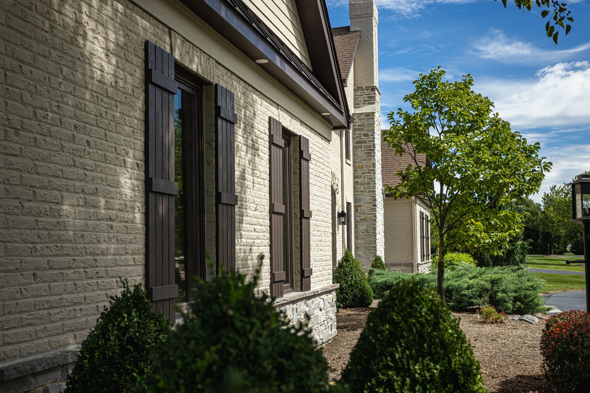 Amberley Village Facade 