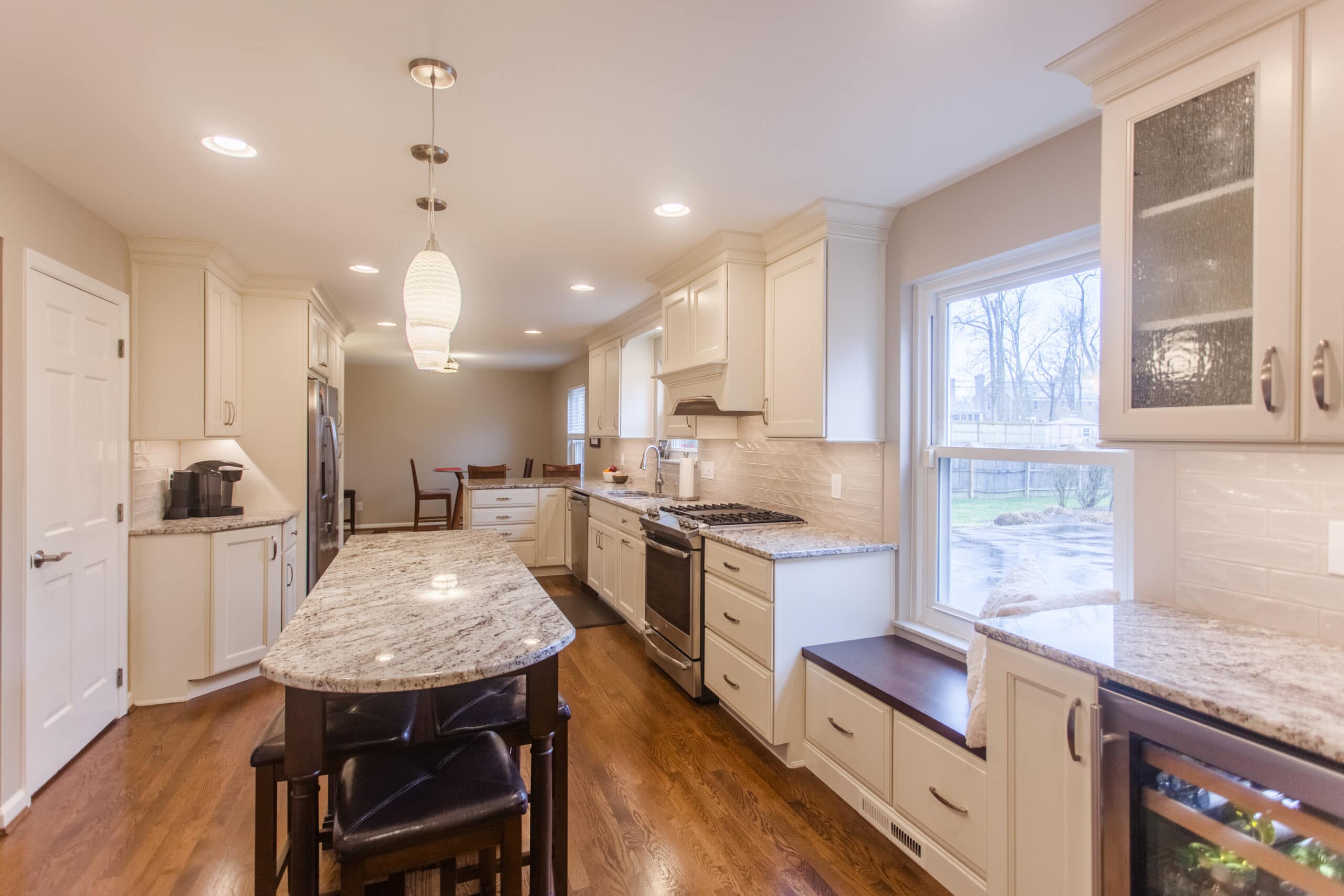 A Reimagined Montgomery Kitchen