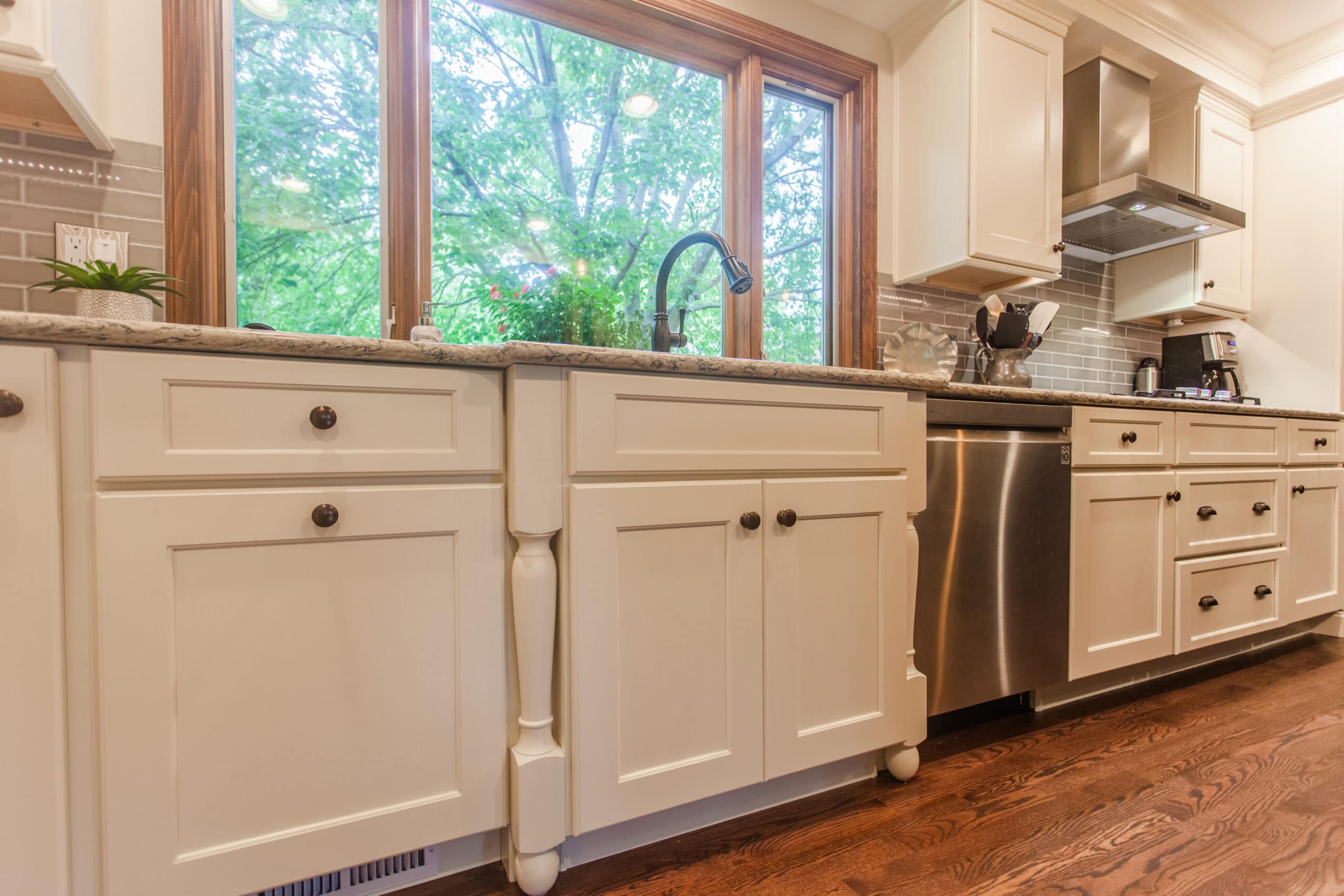 Entertaining With Ease In A Wyoming Kitchen
