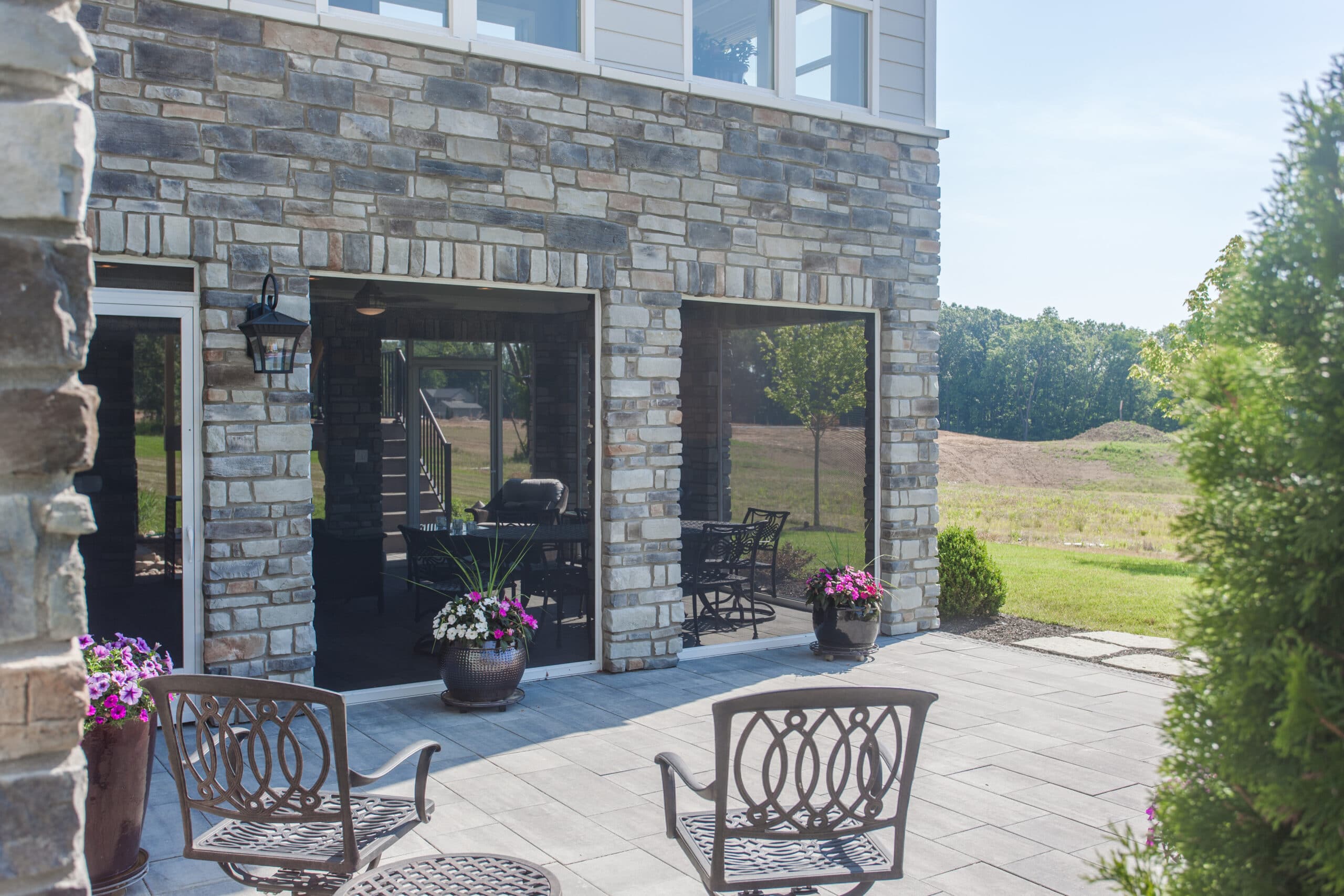 Marvelous Mason Sunroom, Screen Porch, & Patio