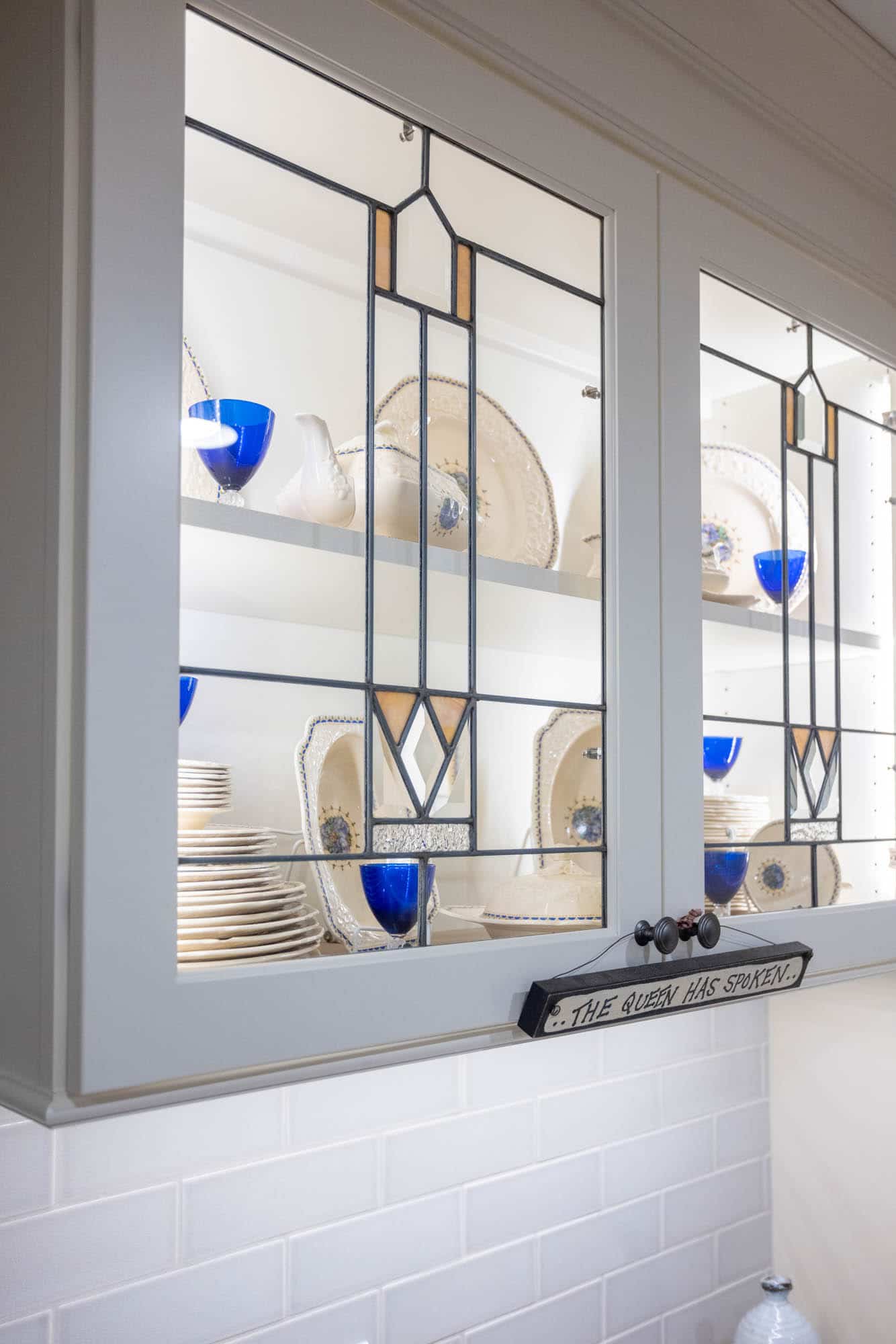 Mt. Healthy Sentimental Stainglass Kitchen