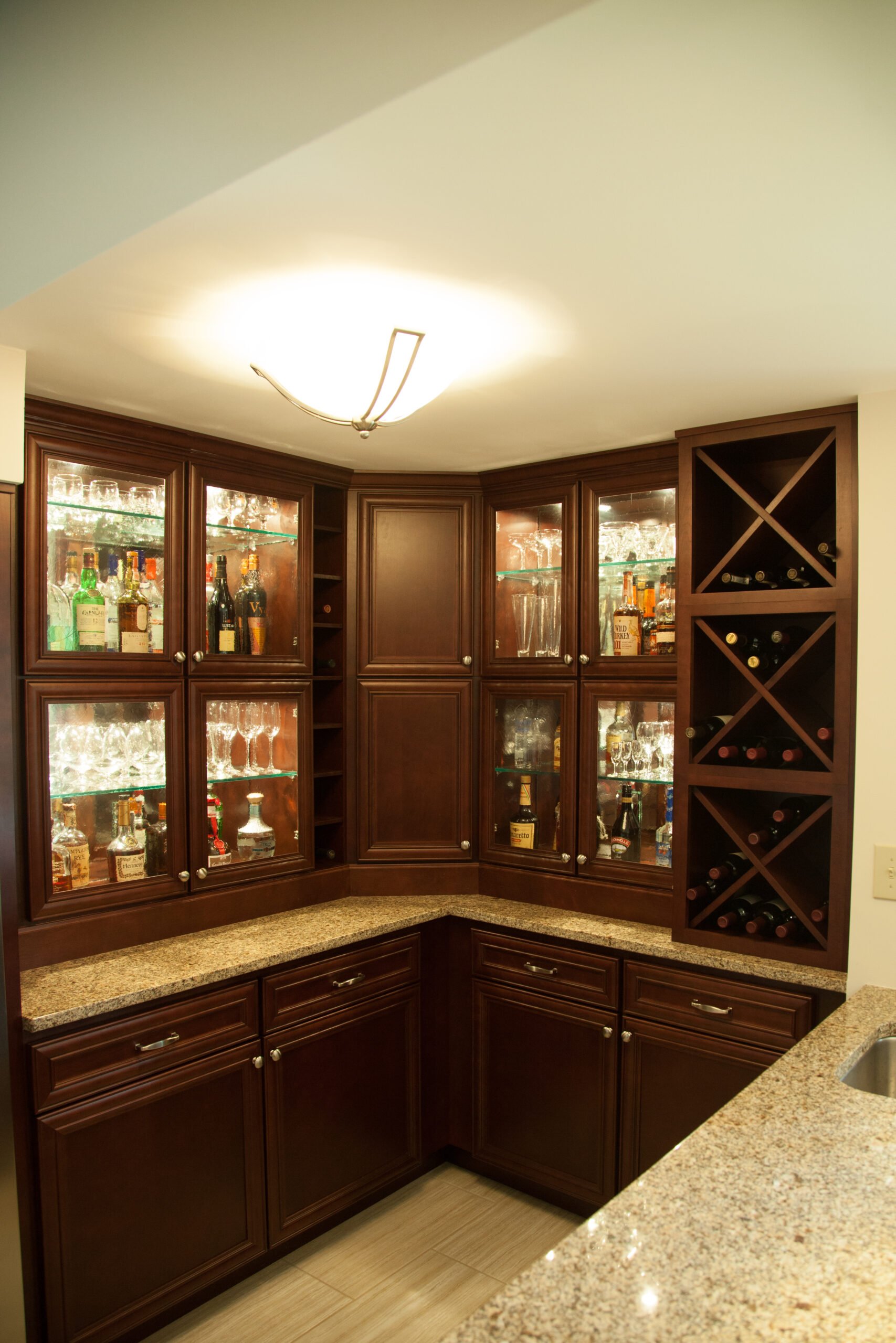 Pool & Fun In A White Oak Walkout