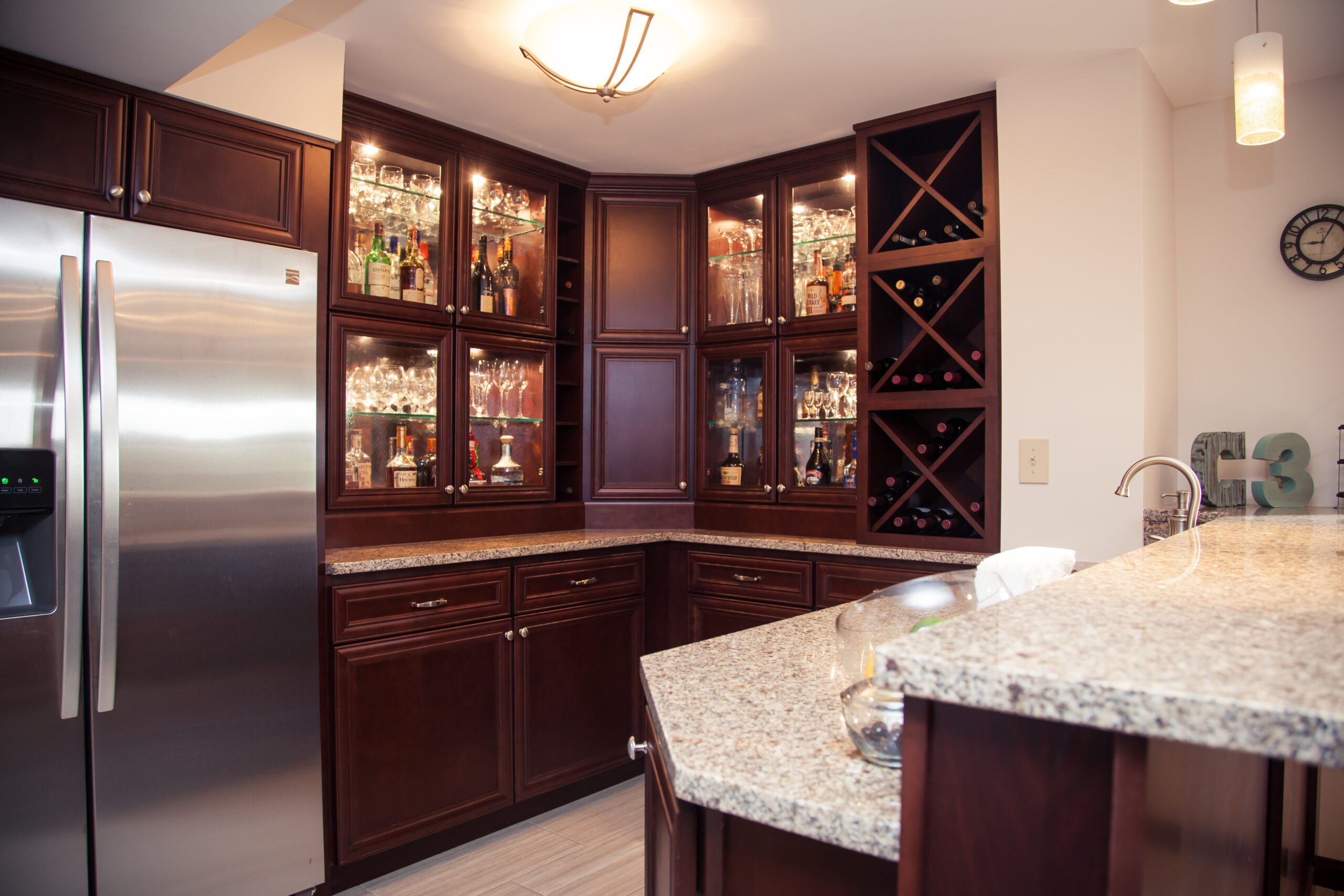 Pool & Fun In A White Oak Walkout