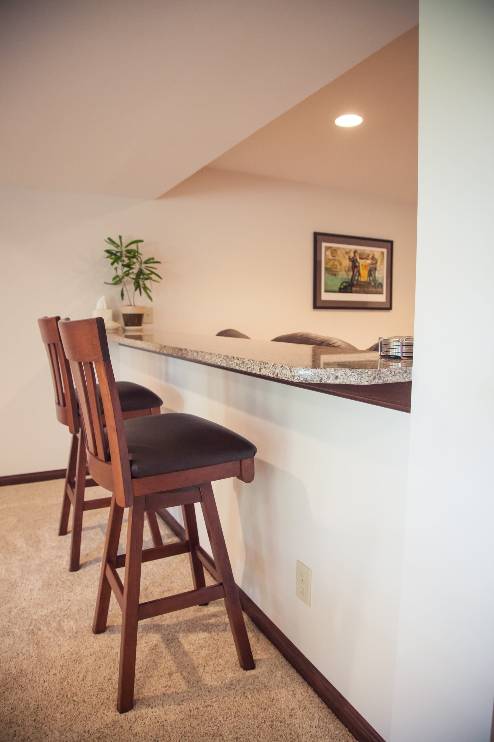 Pool & Fun In A White Oak Walkout