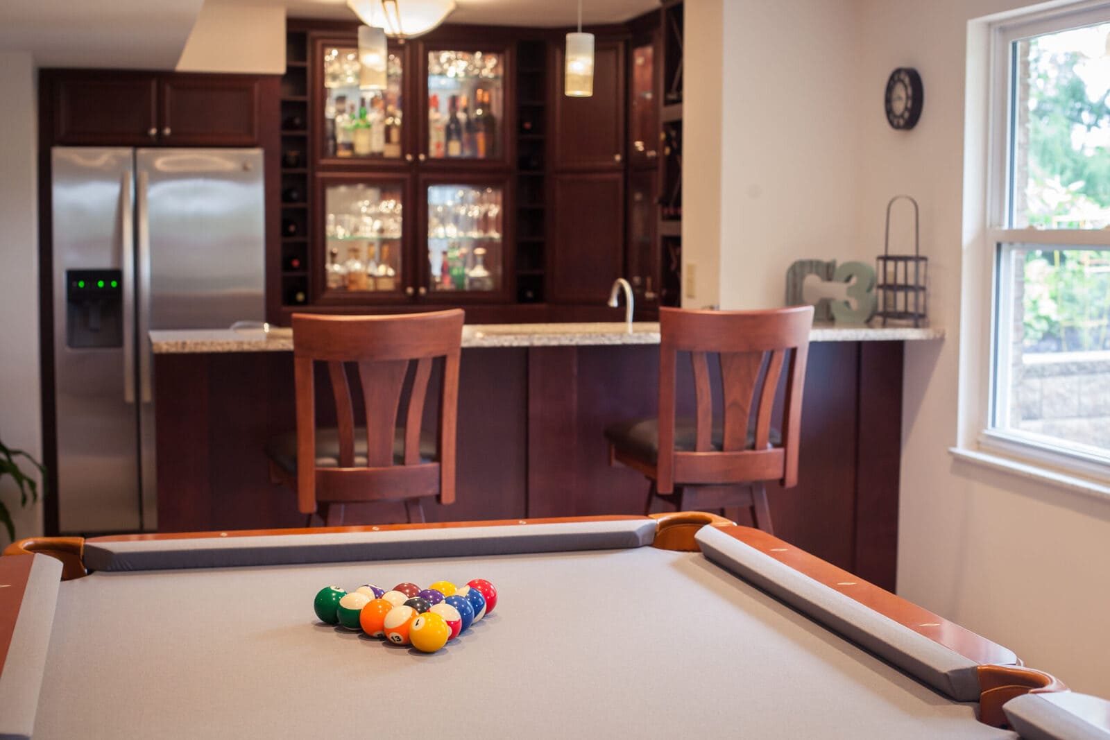 Pool & Fun In A White Oak Walkout
