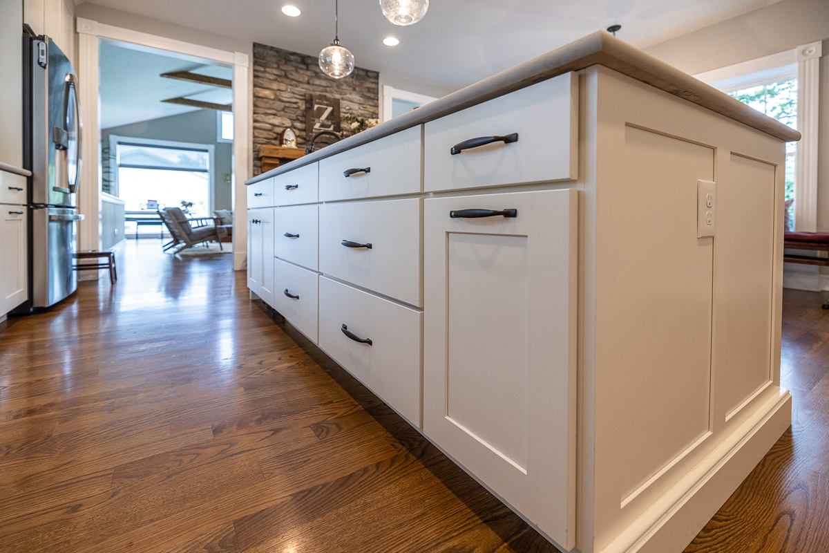 Preserving And Upgrading A Historic Fort Mitchell Kitchen And Great