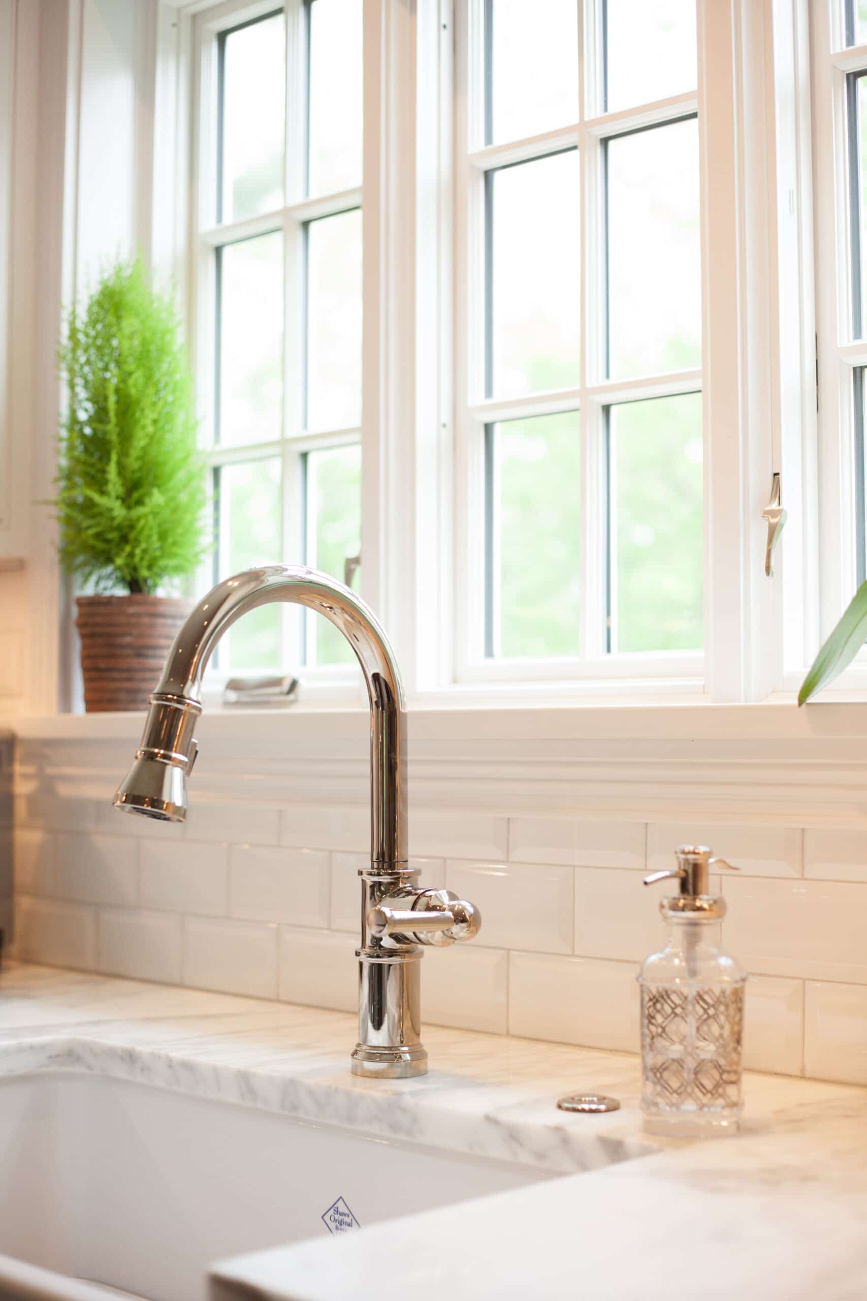 Sleek Hyde Park Kitchen