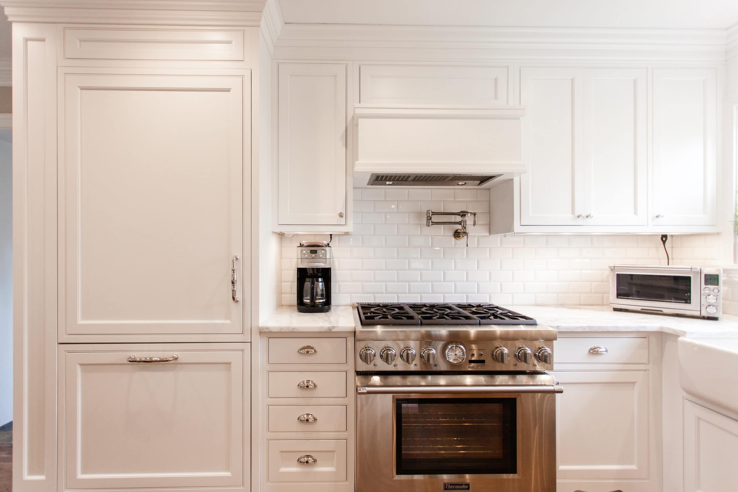Sleek Hyde Park Kitchen
