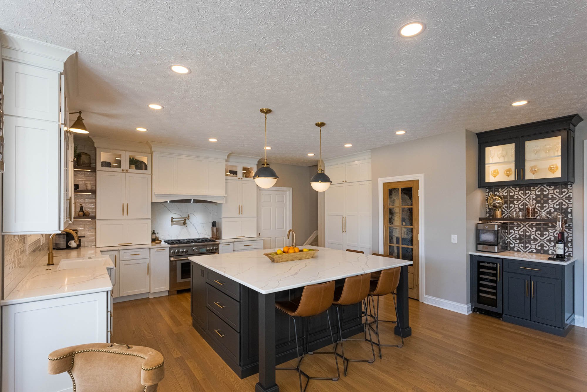 Stunning, Bright & Practical Liberty Township Kitchen
