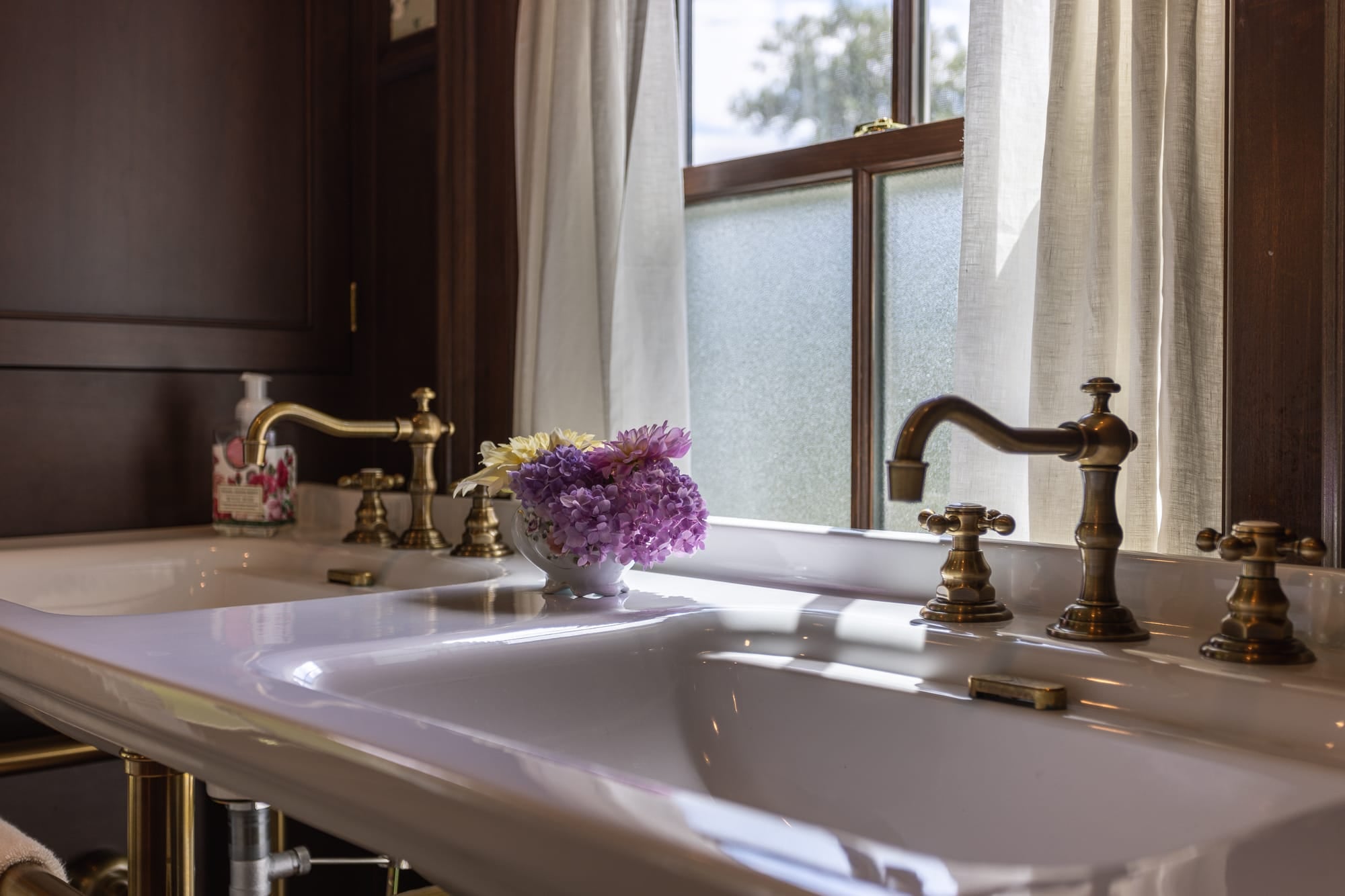 Double sink in historic Wyoming, OH bathroom renovation by Legacy Builders Double sink in historic Wyoming, OH bathroom renovation by Legacy Builders