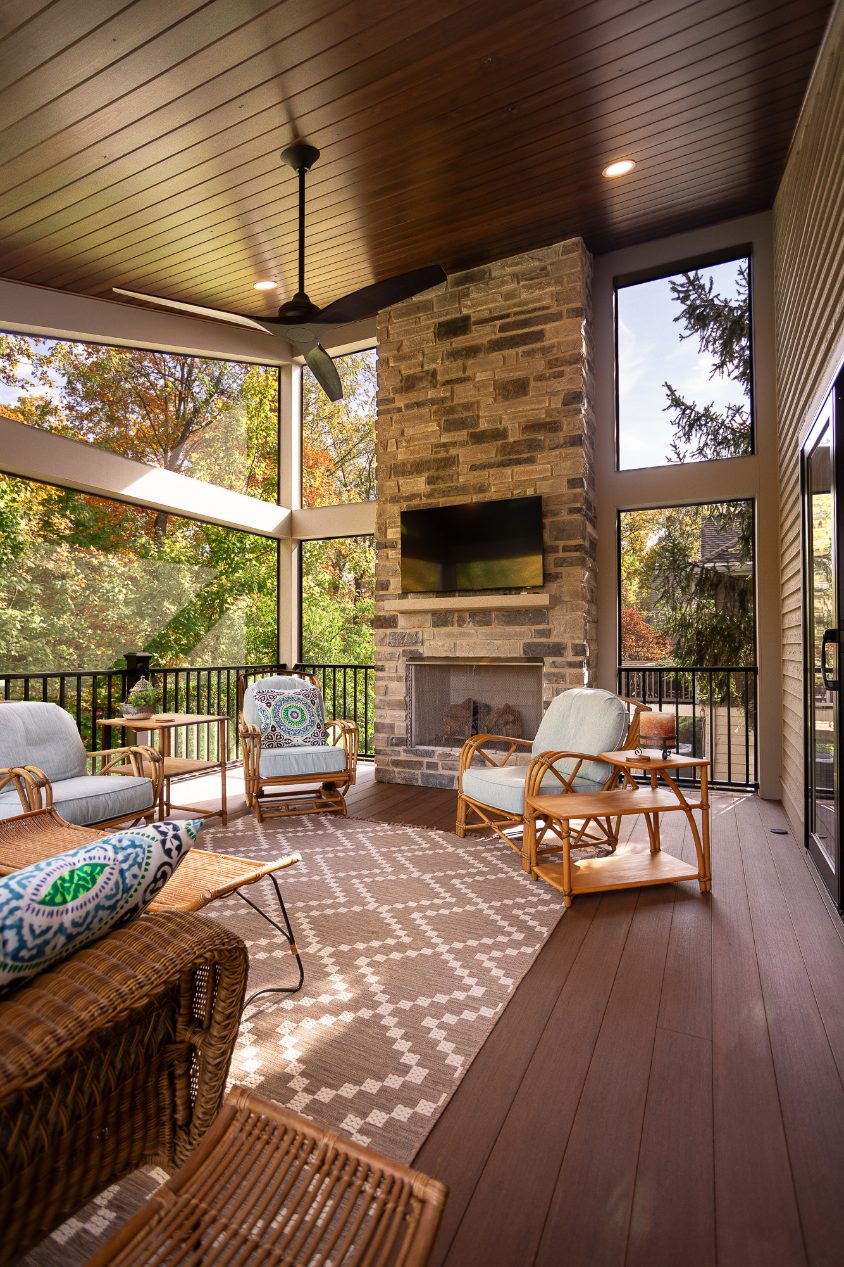 Evendale, OH screened porch addition by Legacy Builders